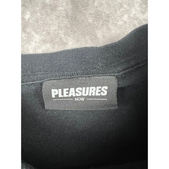 Pleasures Now Old English Long sleeve streetwear t shirt Size Small - Picture 4 of 7